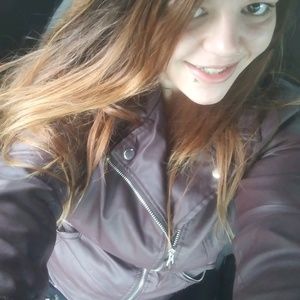 Meet your Posher, Tiffany